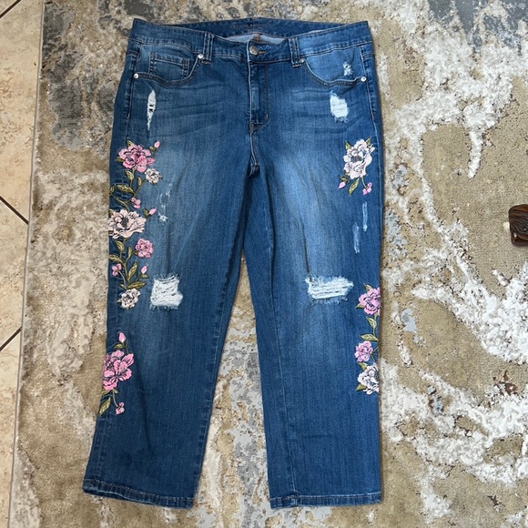 Melissa McCarthy Seven7 Denim - Melissa Mc Carthy seven 7 women’s jeans, capris, size 18W